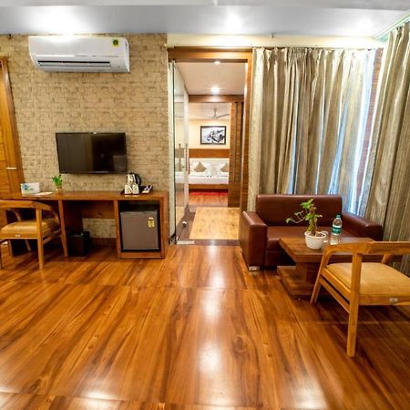 Hotel Divine Lakshmi Ganga Rishīkesh Eksteriør bilde