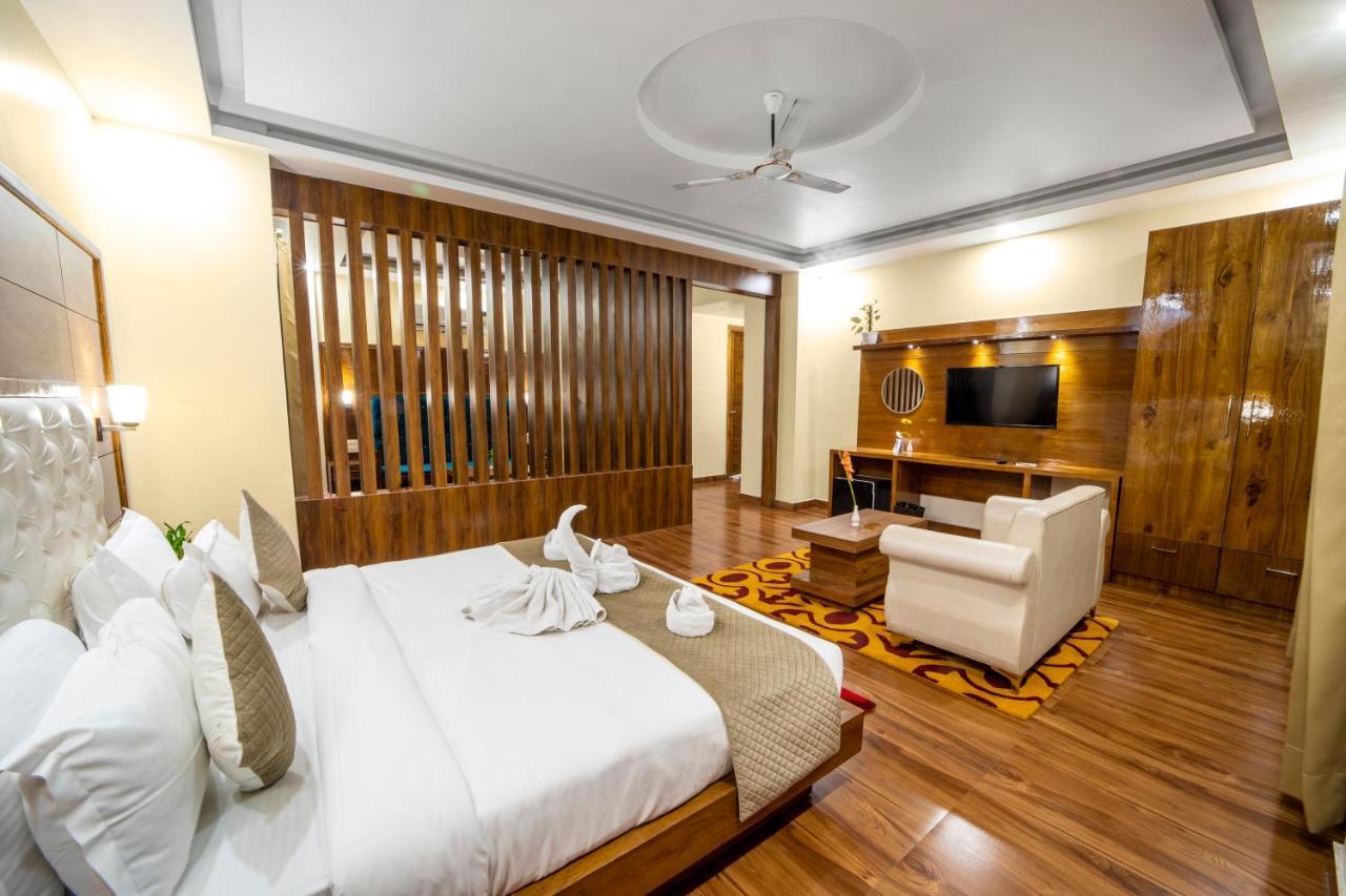 Hotel Divine Lakshmi Ganga Rishīkesh Eksteriør bilde