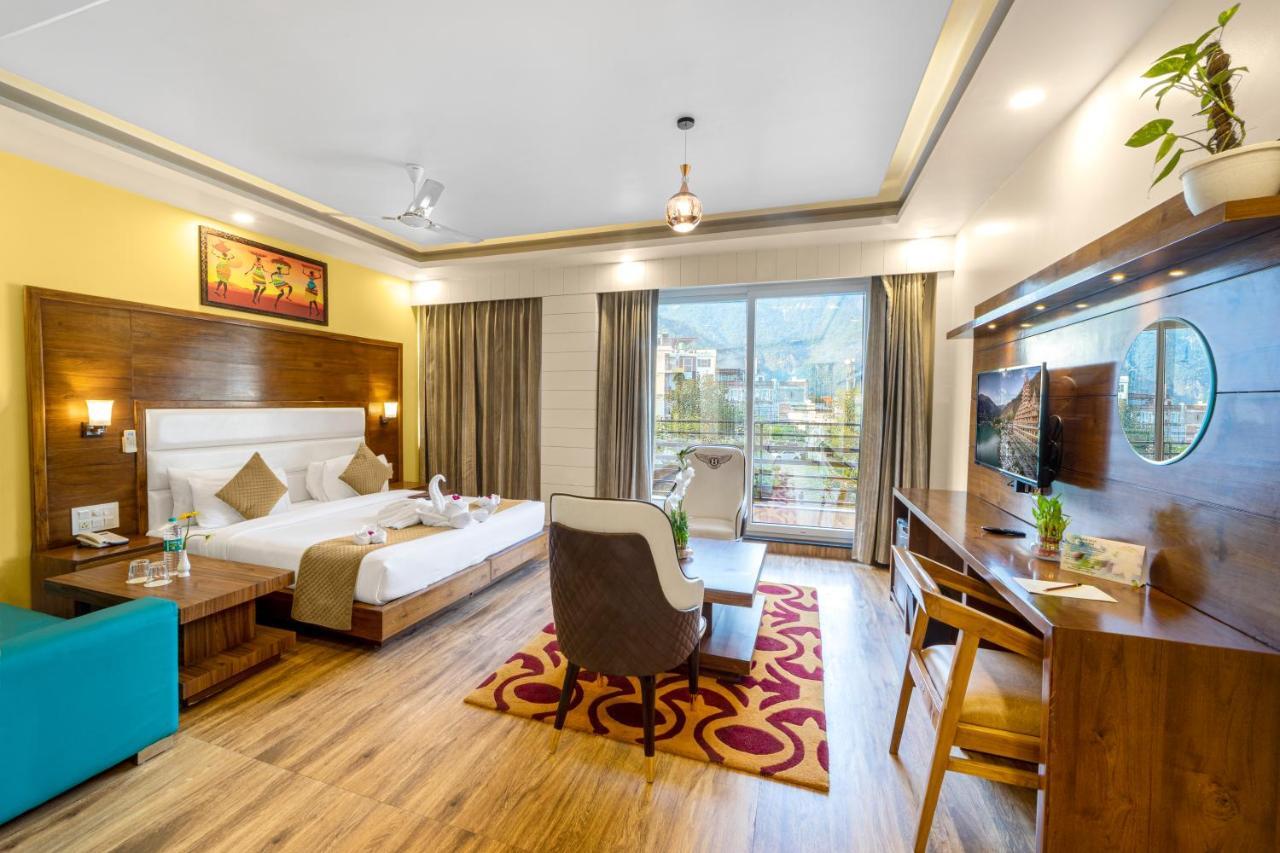 Hotel Divine Lakshmi Ganga Rishīkesh Eksteriør bilde