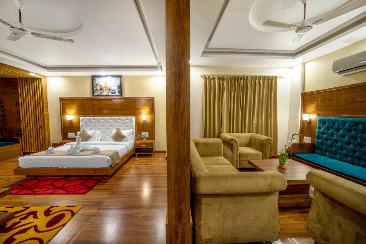 Hotel Divine Lakshmi Ganga Rishīkesh Eksteriør bilde