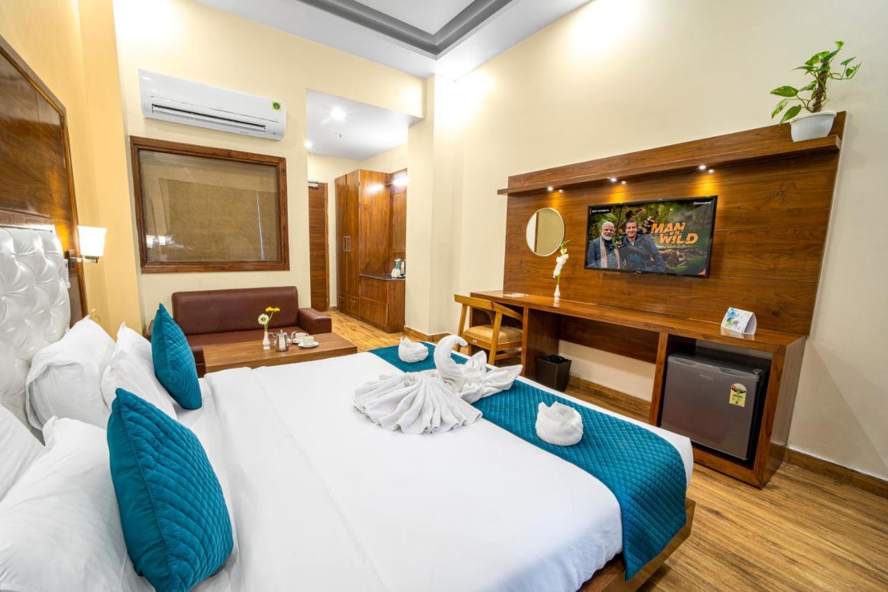 Hotel Divine Lakshmi Ganga Rishīkesh Eksteriør bilde