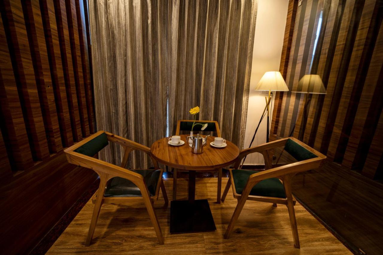 Hotel Divine Lakshmi Ganga Rishīkesh Eksteriør bilde