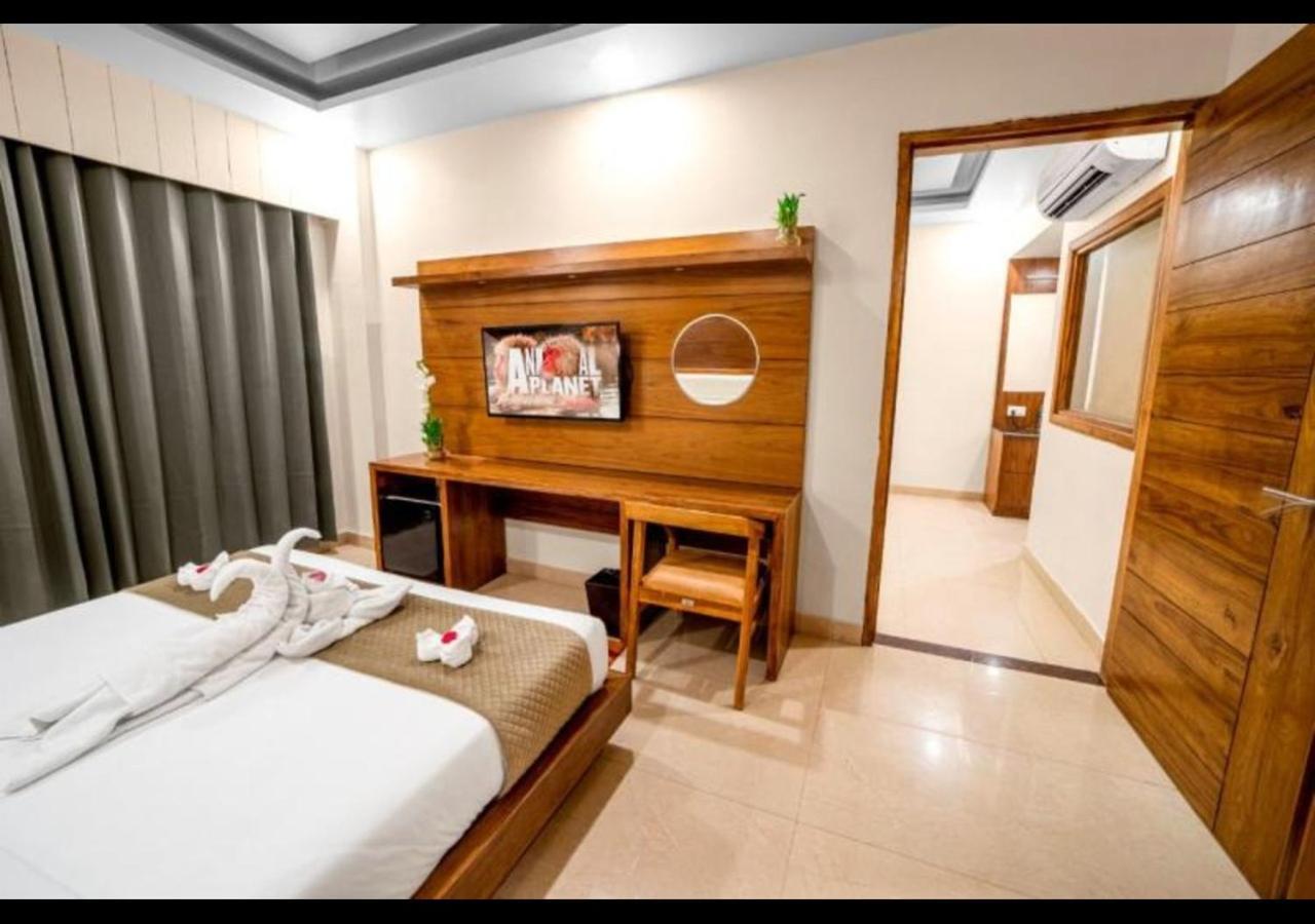 Hotel Divine Lakshmi Ganga Rishīkesh Eksteriør bilde